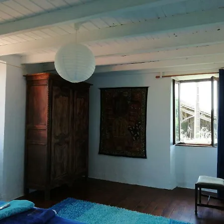 La Maison De Thelma Bezues-Bajon